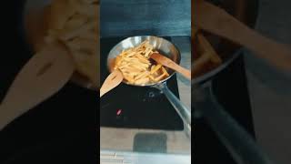 COMMENT FAIRE DES FRITES À LA POÊLE  CUISINE [upl. by Daphene175]